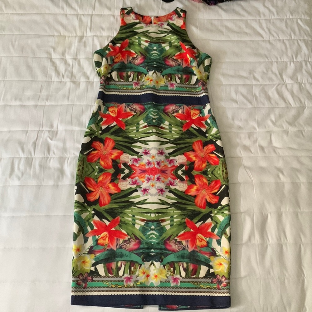 No longer fits fitted New York and company dress